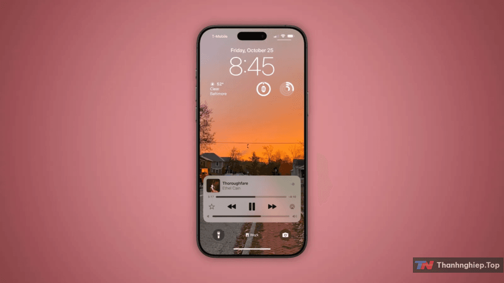 iOS 18.2 đưa thanh trượt âm lượng trở lại màn hình khóa iPhone - 2